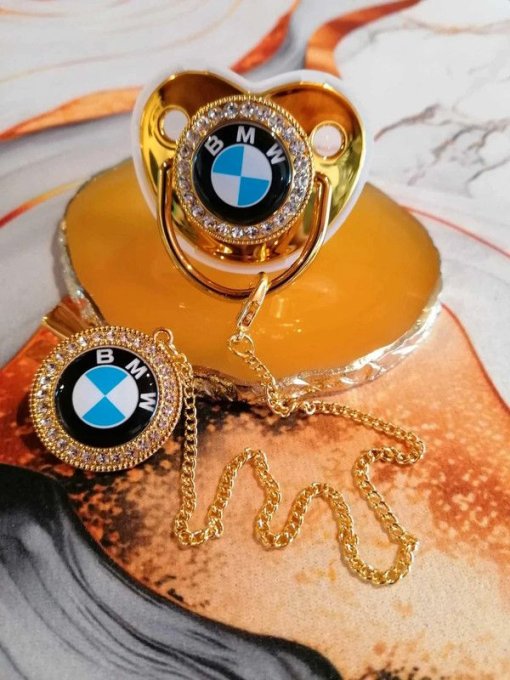 Tétine, sucette avec attache BMW