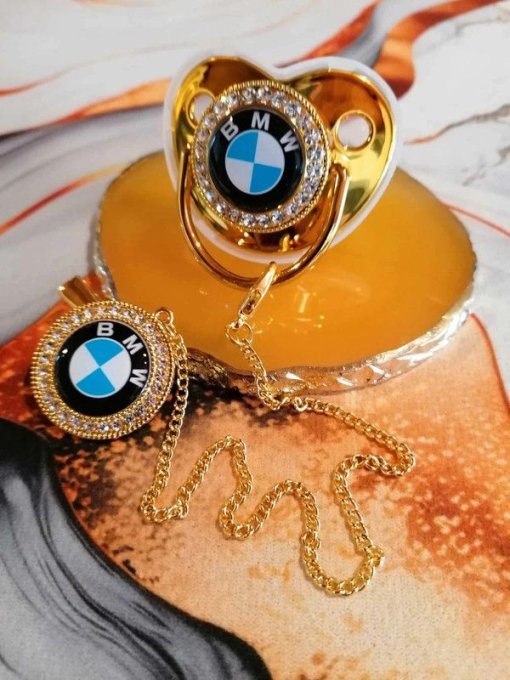 Tétine, sucette avec attache BMW