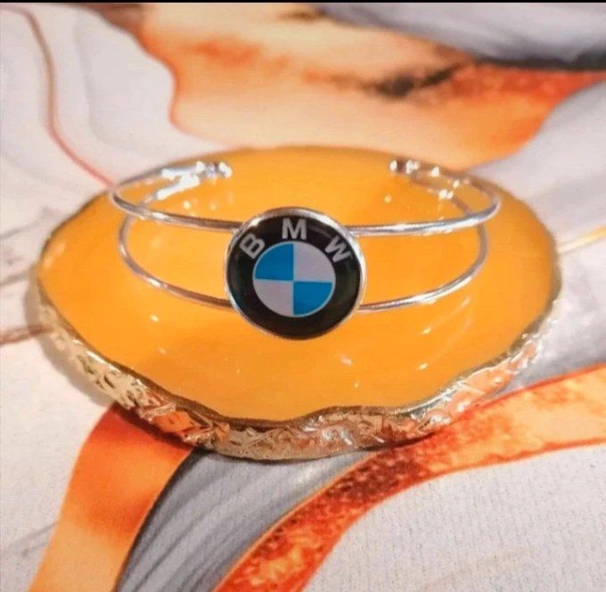 Bracelet manchette BMW