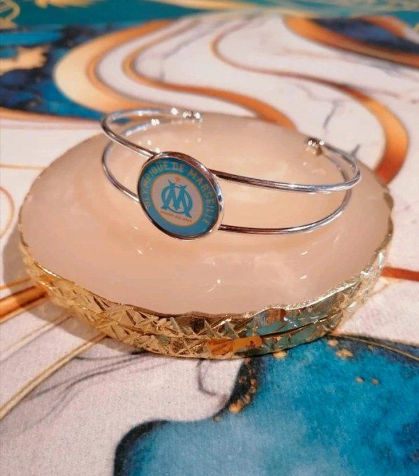 Bracelet Manchette OM – Doré ou Argenté, Acier Inoxydable