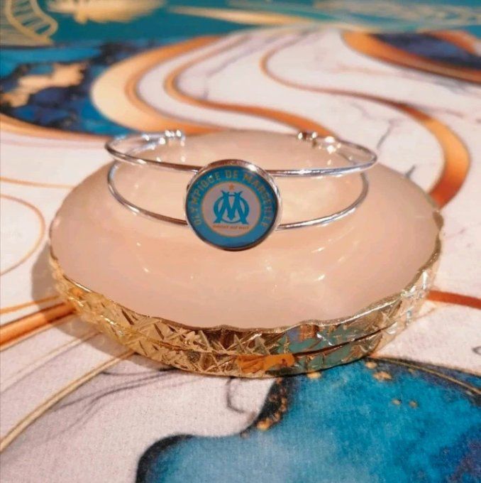 Bracelet Manchette OM – Doré ou Argenté, Acier Inoxydable