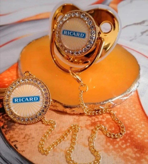 Tétine, sucette avec attache RICARD