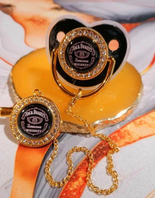 Tétine, sucette avec attache Jack Daniel's 