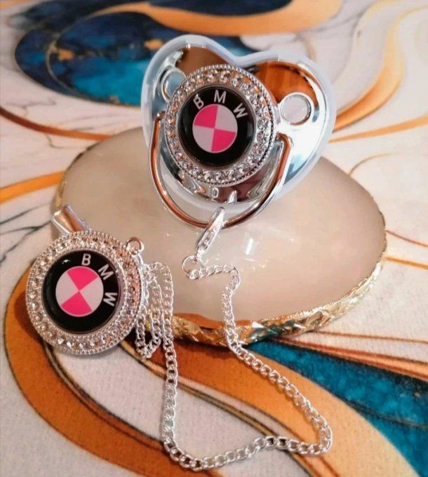 Tétine, sucette avec attache BMW Rose 