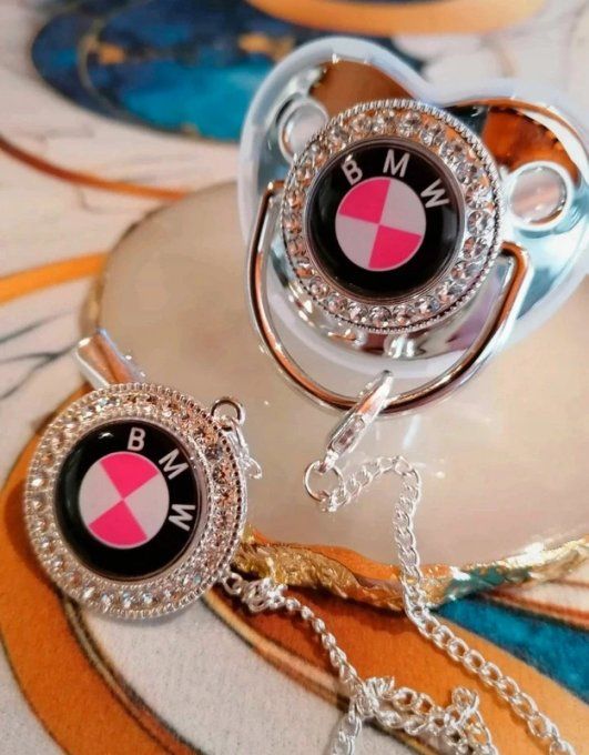 Tétine, sucette avec attache BMW Rose 