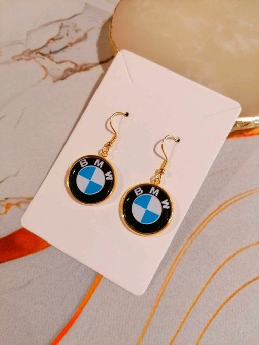 Boucle d'oreille BMW 