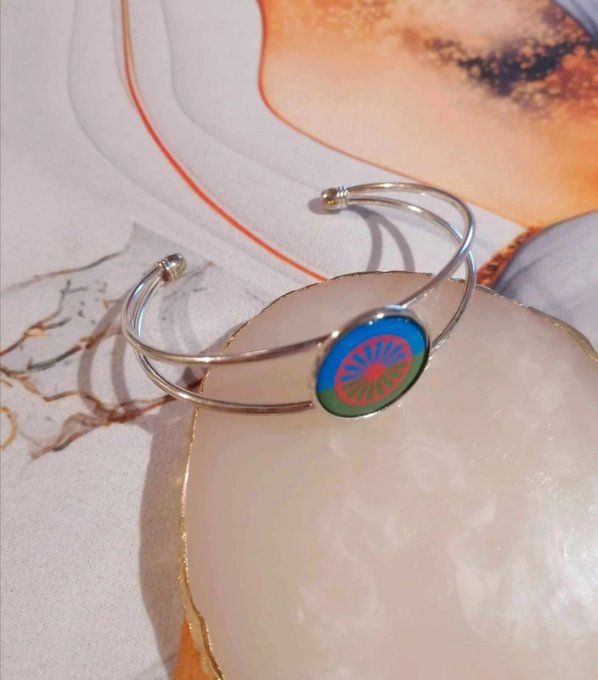 Bracelet manchette drapeau voyageur gitan 