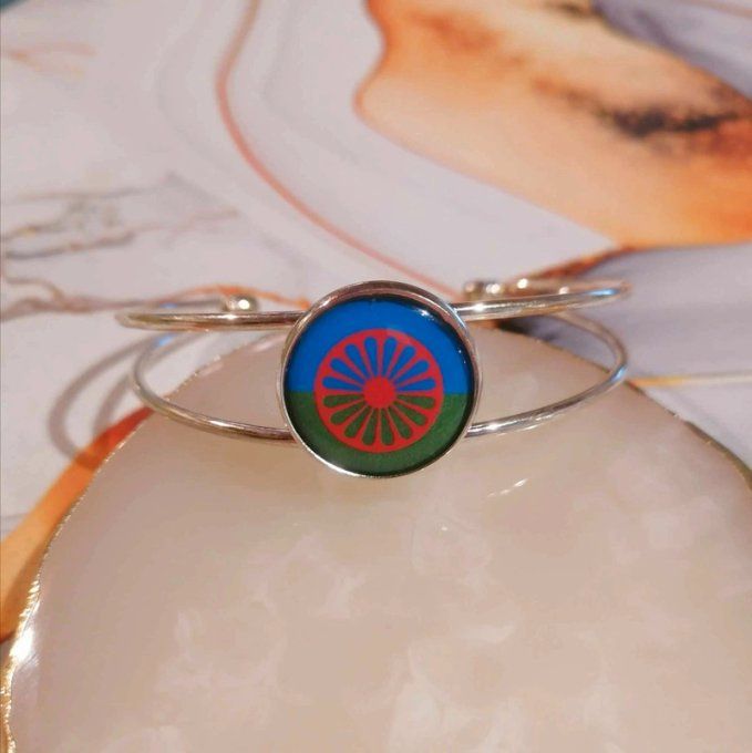 Bracelet manchette drapeau voyageur gitan