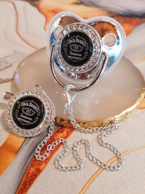 Tétine, sucette avec attache Jack Daniel's 