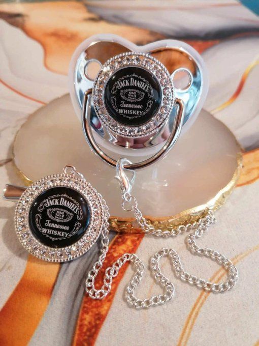 Tétine, sucette avec attache Jack Daniel's 