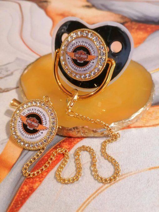 Tétine, sucette avec attache Harley Davidson