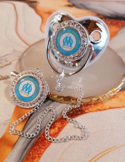 Tétine, sucette avec attache Olympique de Marseille
