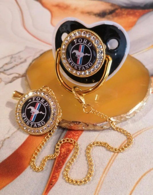 Tétine, sucette avec attache Ford Mustang 