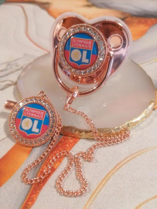 Tétine, sucette avec attache Olympique lyonnais 