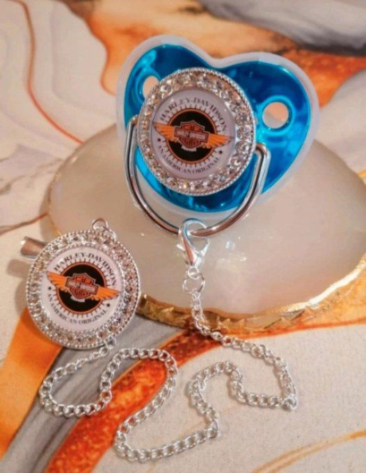 Tétine, sucette avec attache Harley Davidson