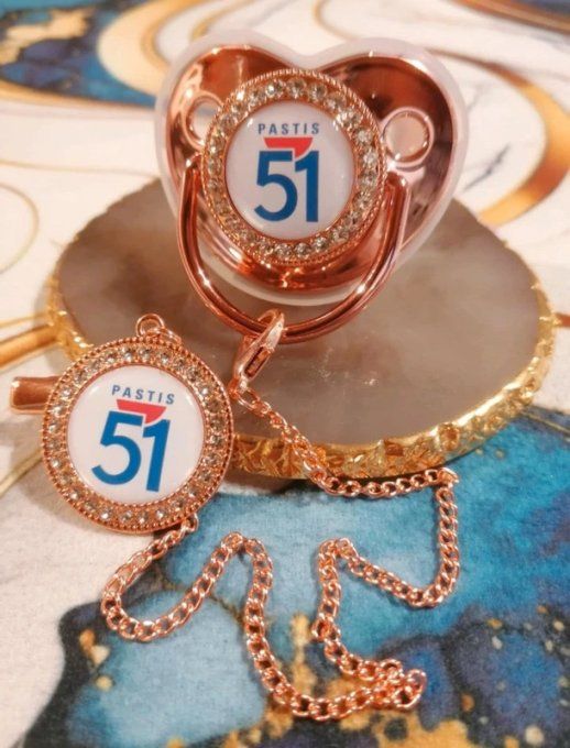 Tétine, sucette avec attache Pastis 51