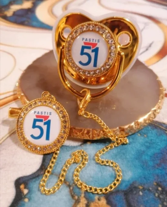 Tétine, sucette avec attache Pastis 51