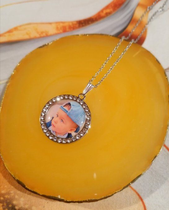 Collier avec pendentif strass personnalisé avec la photo / logo de votre choix 