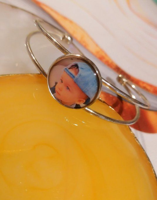 Bracelet manchette personnalisé avec la photo / logo de votre choix