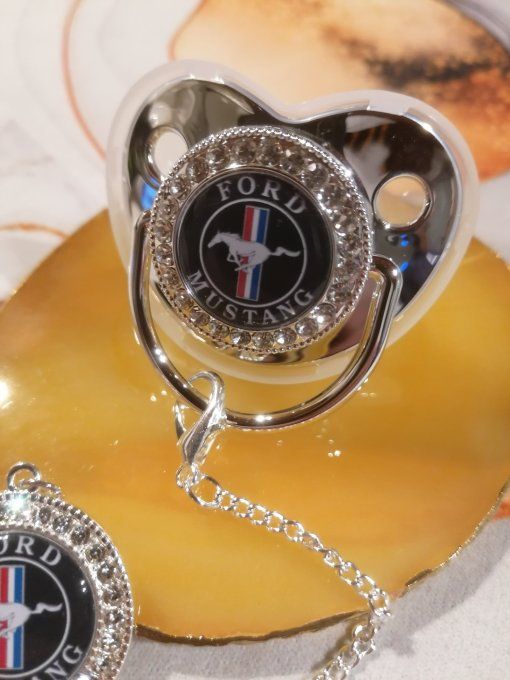 Tétine, sucette avec attache Ford Mustang 