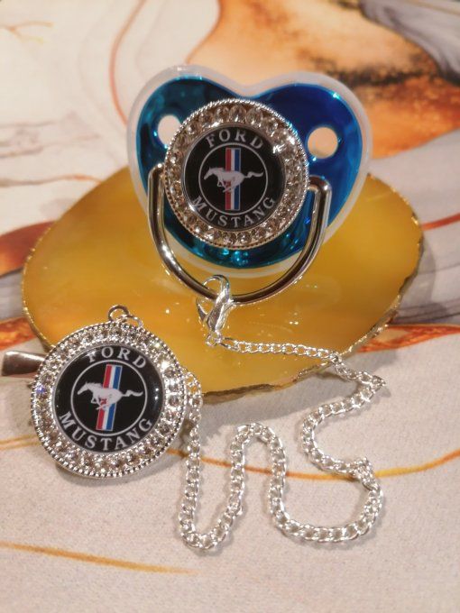 Tétine, sucette avec attache Ford Mustang 