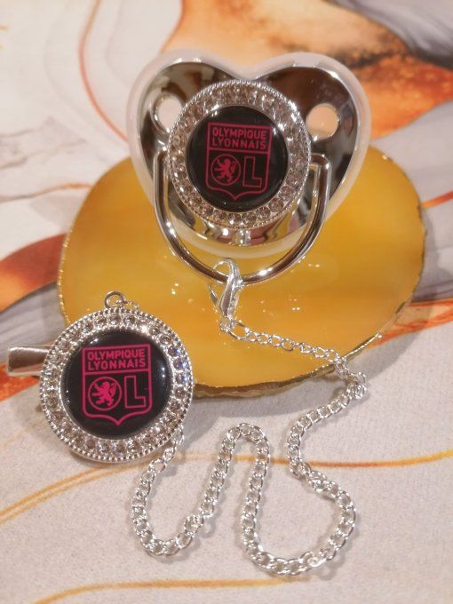 Tétine, sucette avec attache Olympique lyonnais 