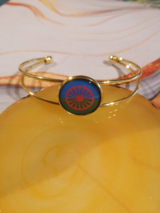Bracelet manchette drapeau voyageur gitan 