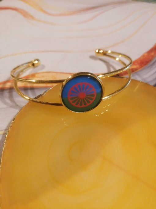 Bracelet manchette drapeau voyageur gitan 