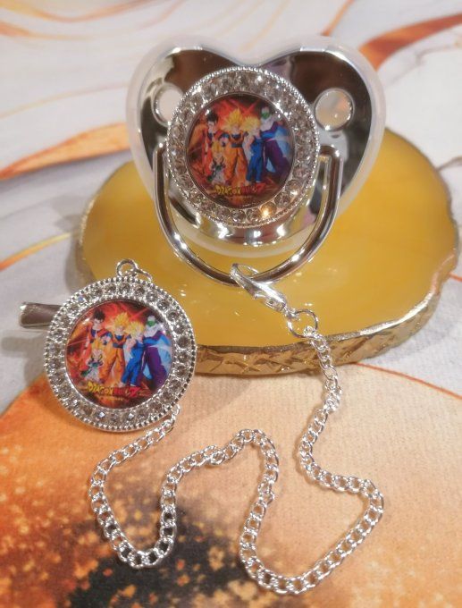 Tétine, sucette avec attache Dragon Ball Z 