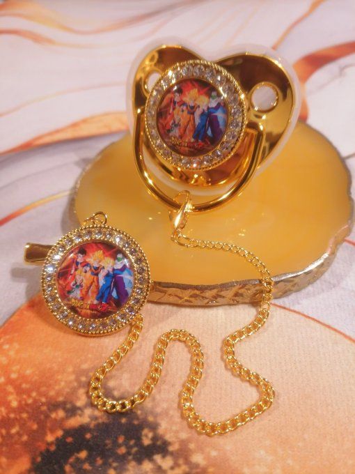 Tétine, sucette avec attache Dragon Ball Z 