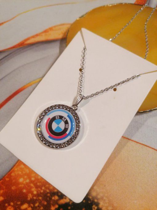 Collier BMW 50 ans strass