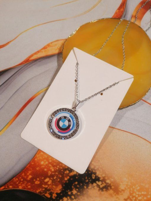 Collier BMW 50 ans strass