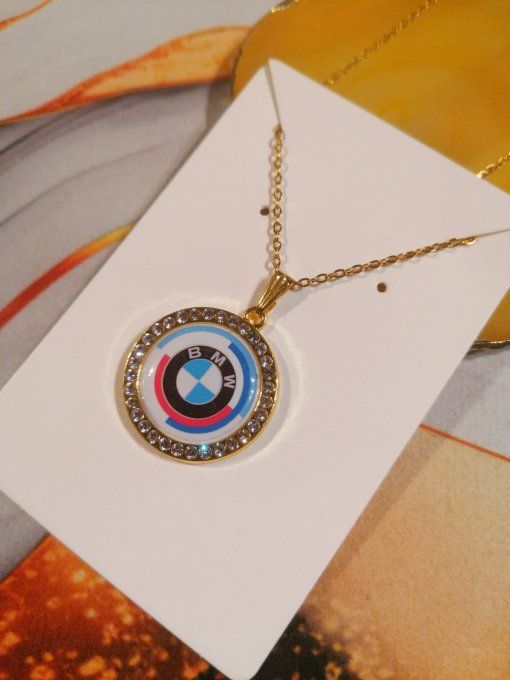 Collier BMW 50 ans strass