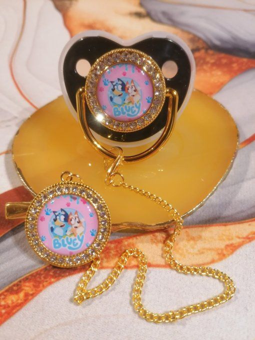 Tétine, sucette avec attache Bluey bleu rose 