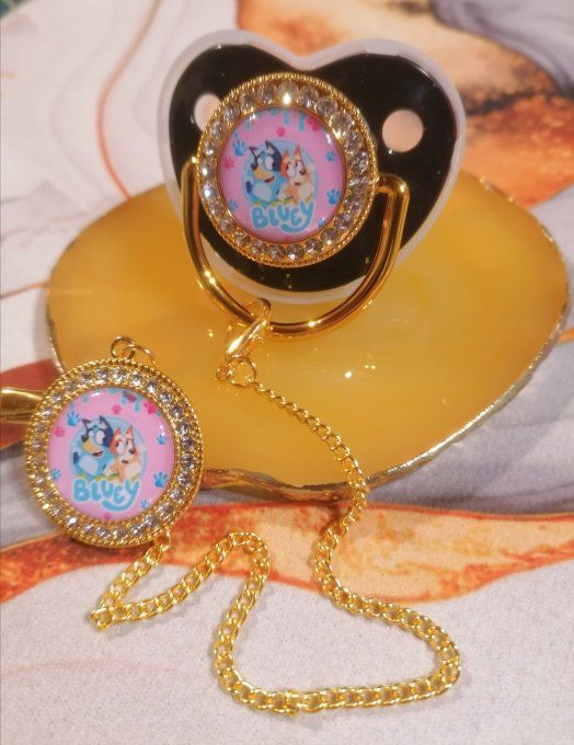 Tétine, sucette avec attache Bluey bleu rose 