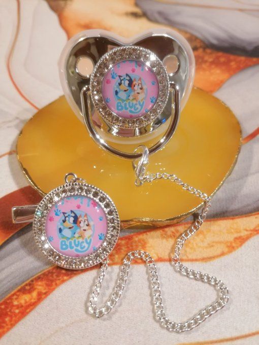 Tétine, sucette avec attache Bluey bleu rose 