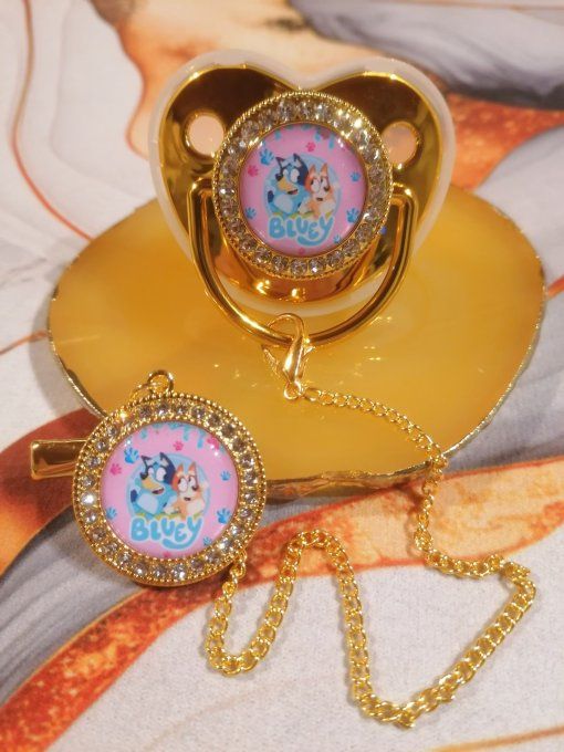 Tétine, sucette avec attache Bluey bleu rose 