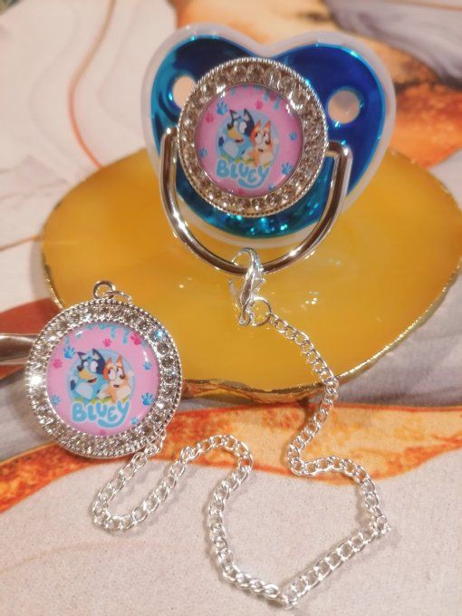 Tétine, sucette avec attache Bluey bleu rose 
