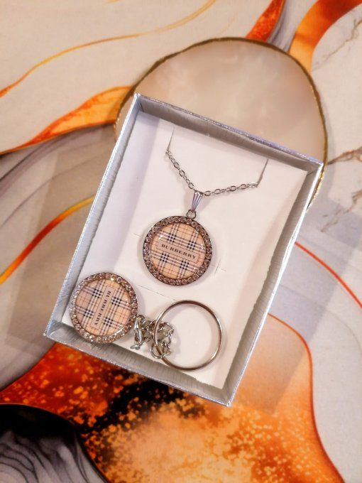 Coffret 2-en1 : Collier + Porte-clé BURBERRY