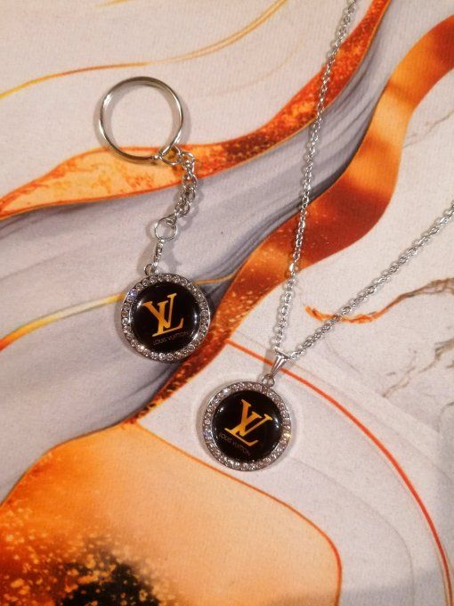 Coffret 2-en1 : Collier + Porte-clé LOUIS VUITTON 