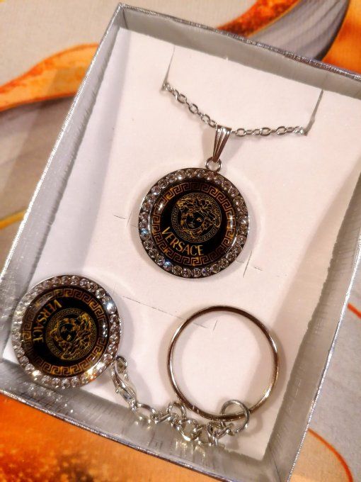 Coffret 2-en1 : Collier + Porte-clé VERSACE