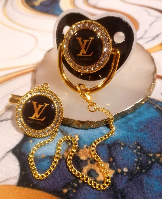 Tétine, sucette avec attache Louis Vuitton 