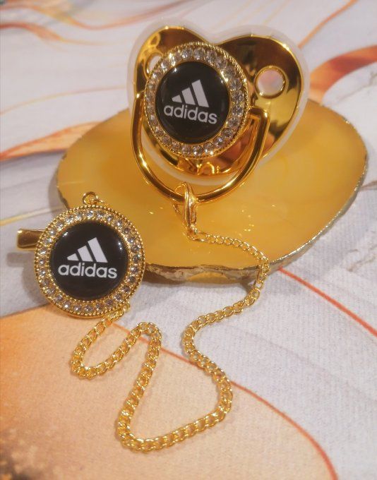Tétine, sucette avec attache Adidas