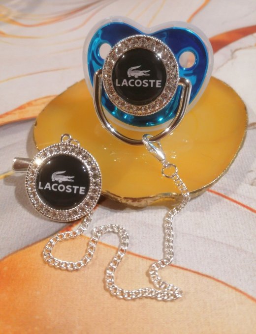 Tétine, sucette avec attache Lacoste  - Copie