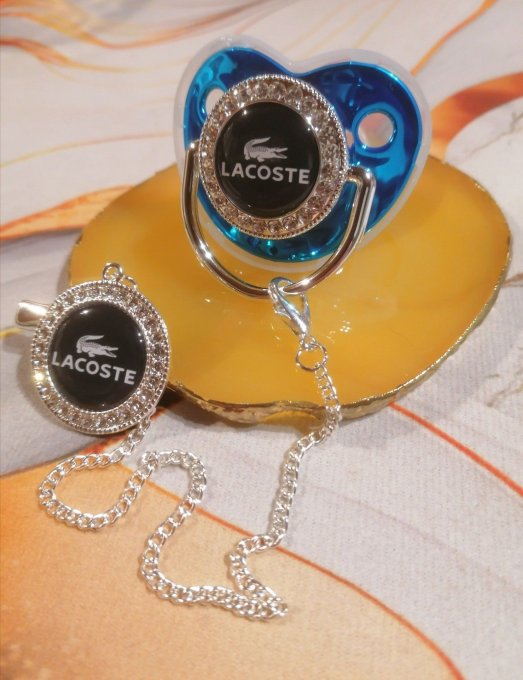 Tétine, sucette avec attache Lacoste  - Copie