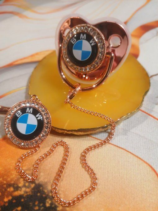 Tétine, sucette avec attache BMW