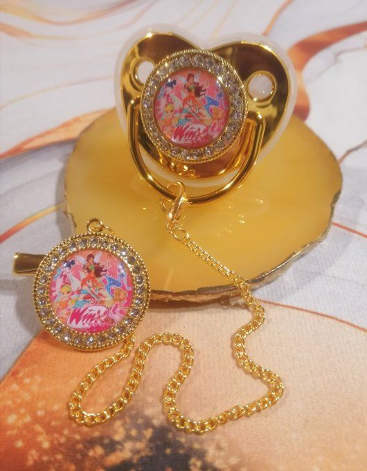 Tétine, sucette avec attache Winx Club 