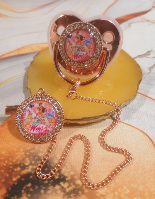 Tétine, sucette avec attache Winx Club 