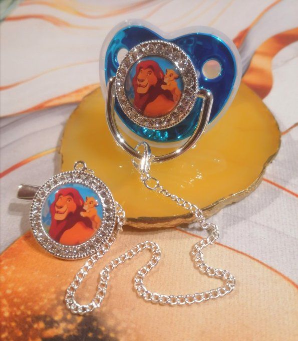 Tétine, sucette avec attache Le Roi Lion Simba 