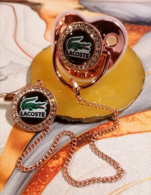 Tétine, sucette avec attache Lacoste 